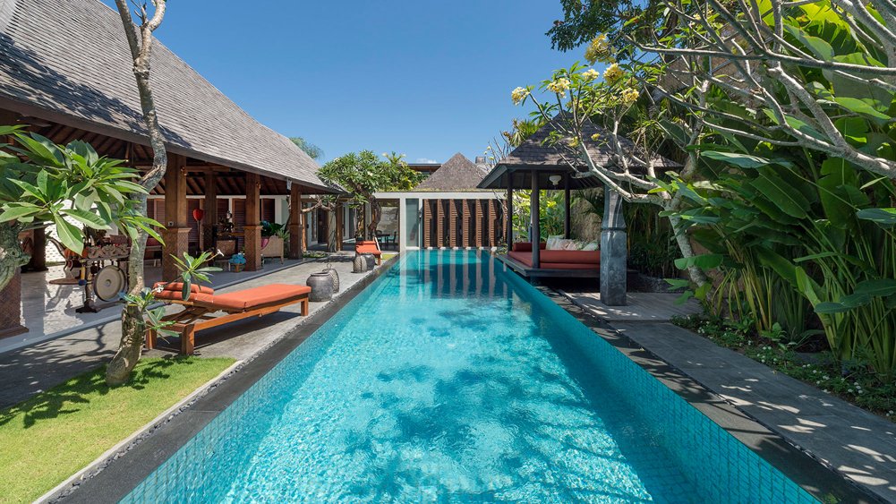 Des Indes Villas - Des Indes III - Poolside